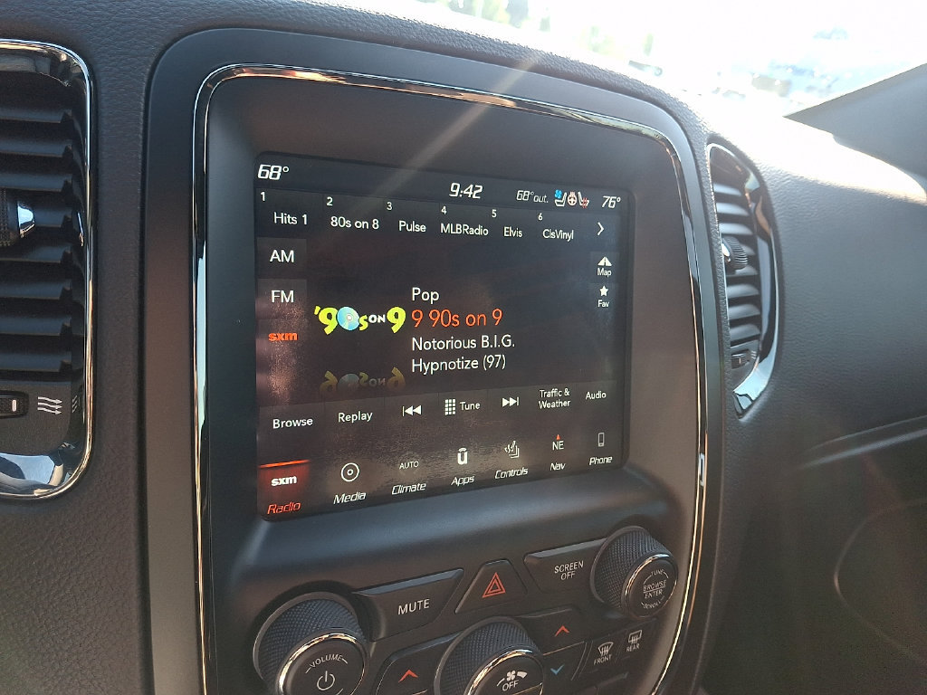Used 2019 Dodge Durango R/T w/ Technology Group AWD/4WD image 22