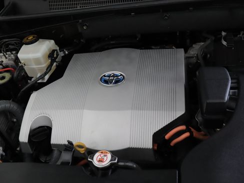 Used 2019 Toyota Highlander XLE AWD/4WD image 30