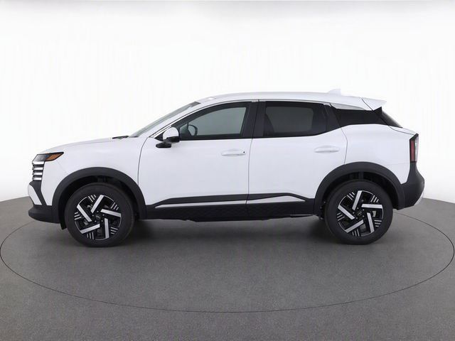 Used 2025 Nissan Kicks SV FWD image 4