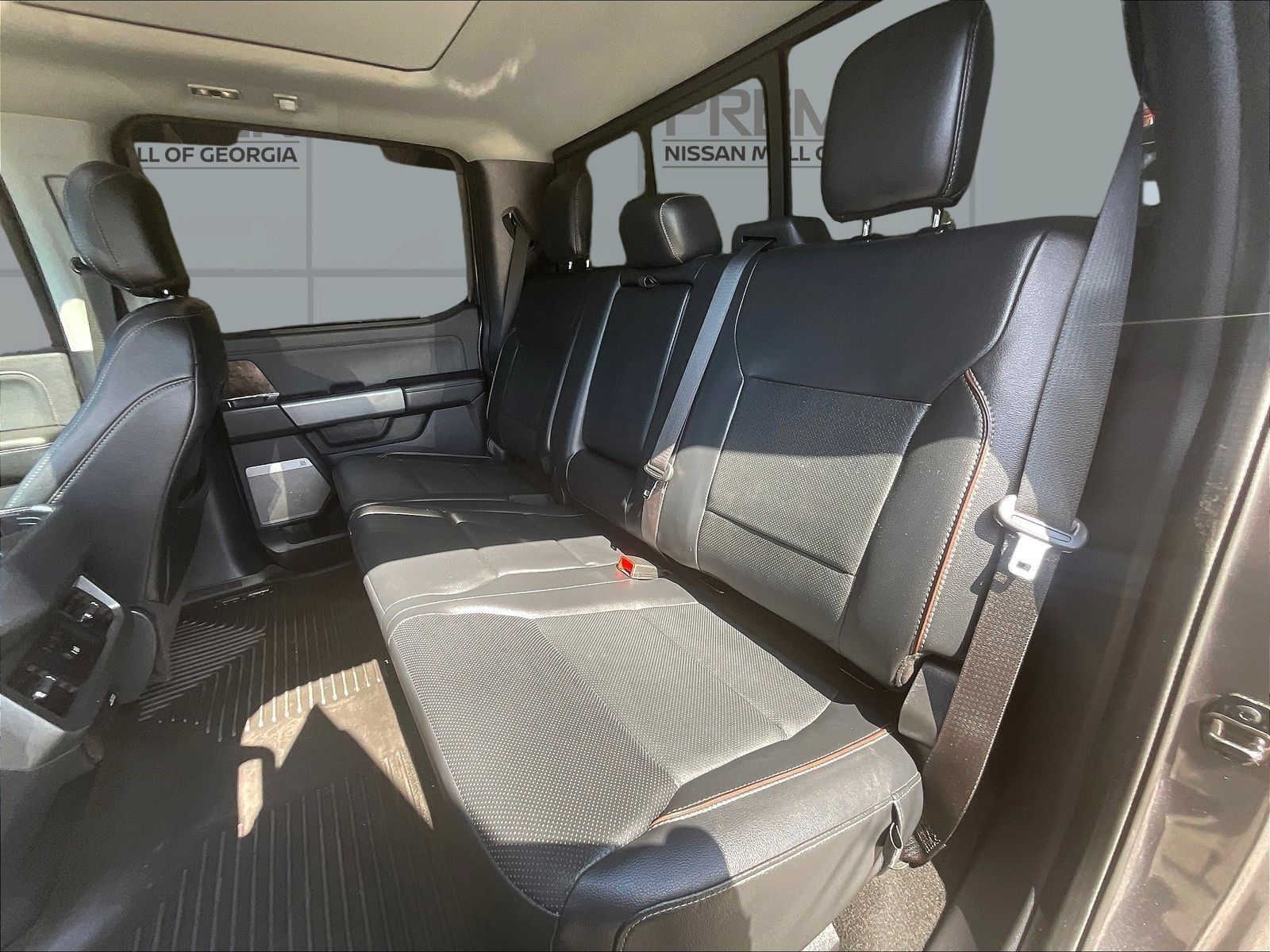 Used 2023 Ford F250 Lariat w/ Lariat Ultimate Package AWD/4WD image 25