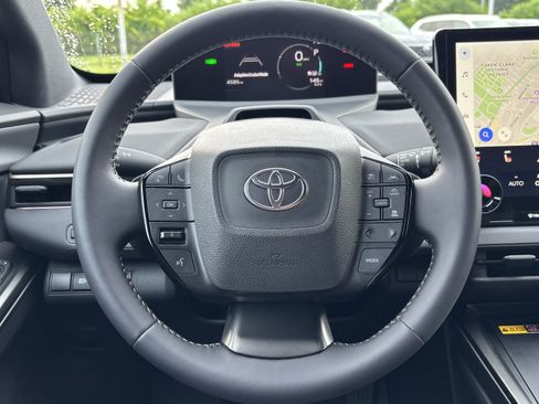 Used 2026 Toyota bZ FWD image 18