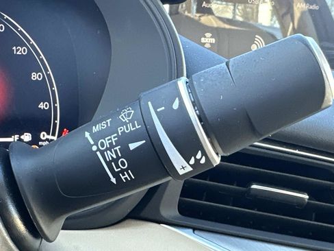 Certified 2025 Acura TLX w/ Technology Package image 29