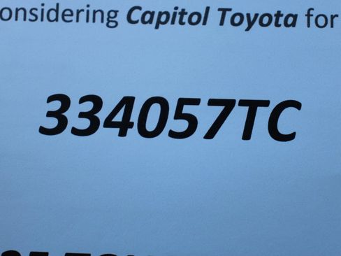 Certified 2025 Toyota RAV4 XLE image 30