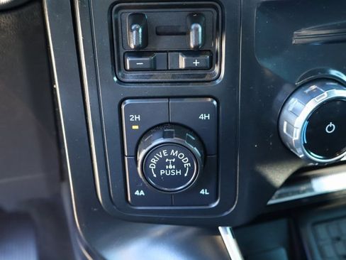 Used 2025 Ford F150 Raptor image 27