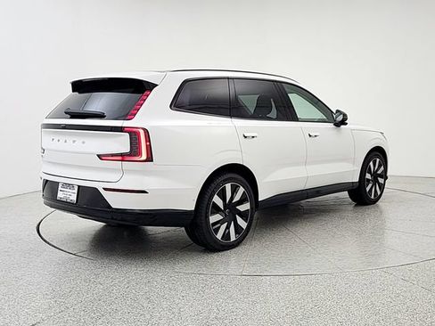 New 2026 Volvo EX90 Ultra AWD/4WD image 5
