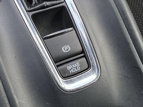 Used 2016 Honda HR-V LX image 25