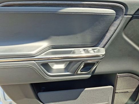 Used 2022 Rivian R1T Adventure image 14