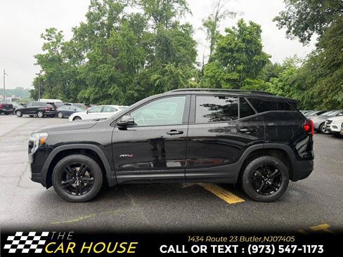Used 2022 GMC Terrain AT4 w/ Tech Package AWD/4WD image 3