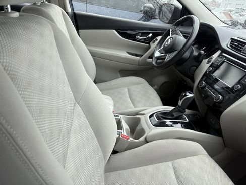 Used 2019 Nissan Rogue Sport SV w/ Technology Package image 7