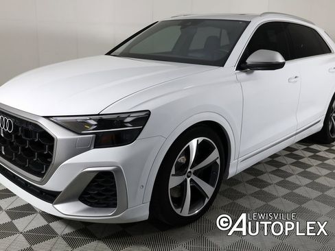 Used 2024 Audi SQ8 Prestige image 9