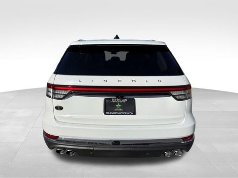 Used 2025 Lincoln Aviator Reserve w/ Equipment Group 201A AWD/4WD image 8