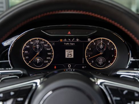 Used 2021 Bentley Flying Spur W12 AWD/4WD image 30