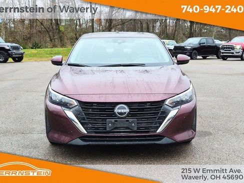 Used 2024 Nissan Sentra SV image 2
