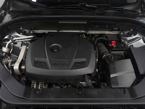 Used 2018 Volvo XC60 T6 R-Design w/ Convenience Package image 31