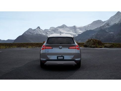 Used 2026 BMW X3 xDrive30 w/ Premium Package image 5