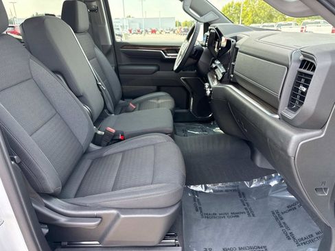 Used 2023 GMC Sierra 1500 Elevation image 18