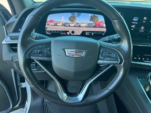 Used 2021 Cadillac Escalade Sport AWD/4WD image 19