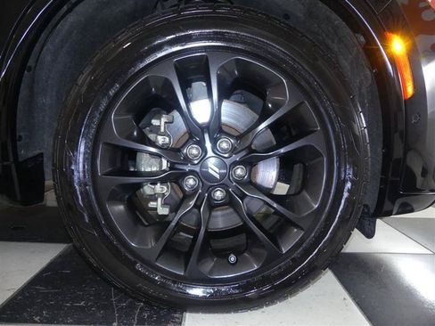 Used 2023 Dodge Durango R/T RWD image 37