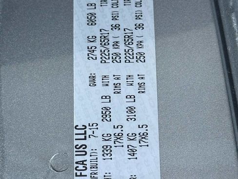 Used 2015 Chrysler Town & Country Limited image 14