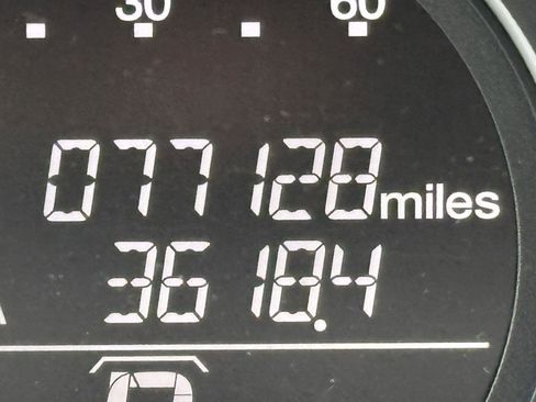 Used 2016 Honda Accord LX image 13