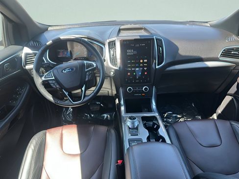 Used 2021 Ford Edge Titanium w/ Equipment Group 301A AWD/4WD image 20