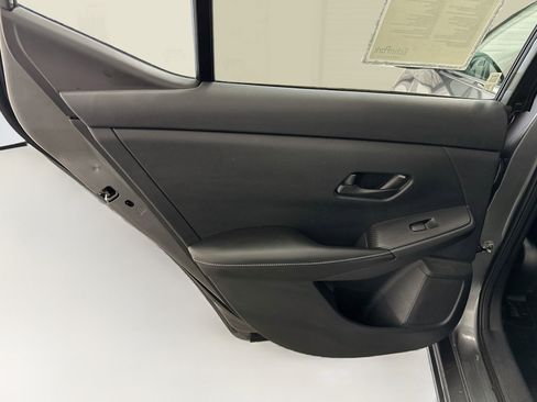 Used 2024 Nissan Sentra SV FWD image 26