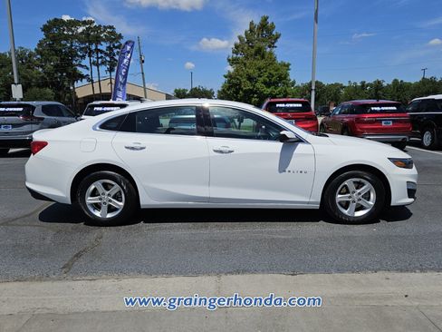 Used 2024 Chevrolet Malibu LS w/ Driver Confidence Package FWD image 6