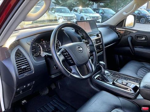 Certified 2022 Nissan Armada Platinum w/ Captain's Chairs Package image 8