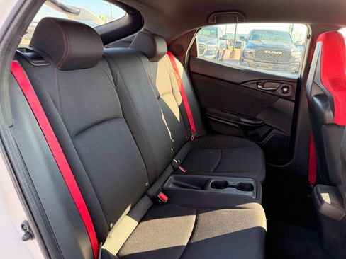 Used 2019 Honda Civic Type R image 16