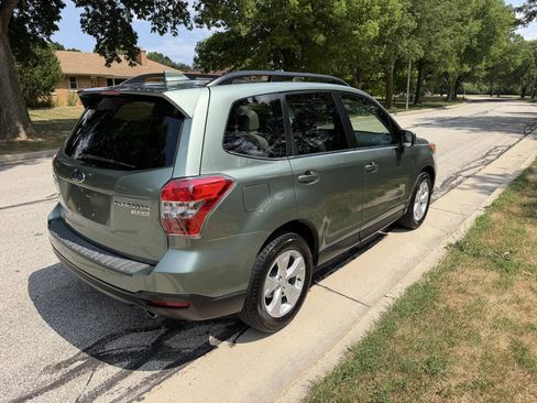 Used 2016 Subaru Forester 2.5i Limited AWD/4WD image 5