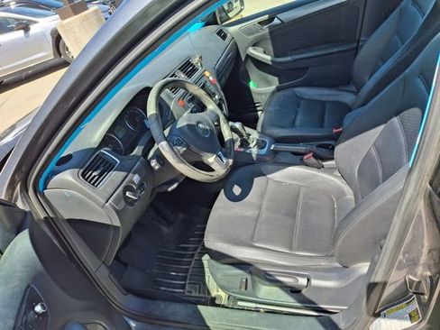 Used 2014 Volkswagen Jetta TDI FWD image 3