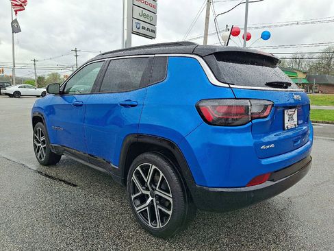 Certified 2025 Jeep Compass Limited w/ Elite Group AWD/4WD image 22