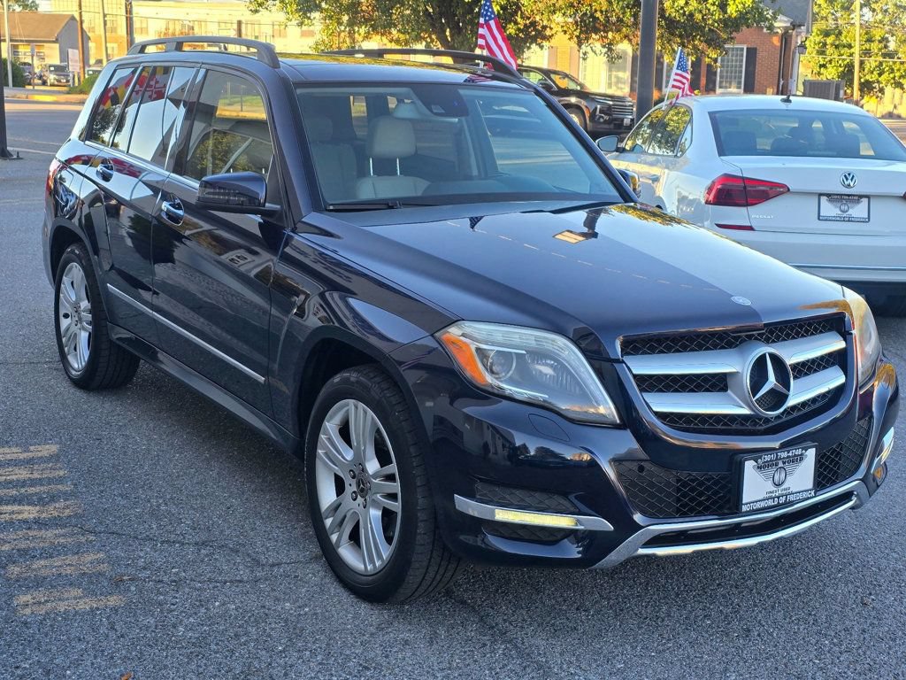 Used 2013 Mercedes-Benz GLK 350 4MATIC image 3
