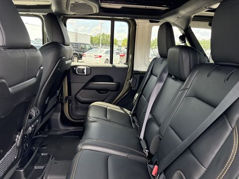 Certified 2025 Jeep Wrangler Unlimited Rubicon 392 AWD/4WD image 30