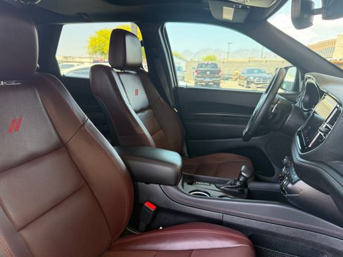 Used 2025 Dodge Durango R/T AWD/4WD image 32