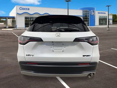 New 2026 Honda HR-V Sport image 4