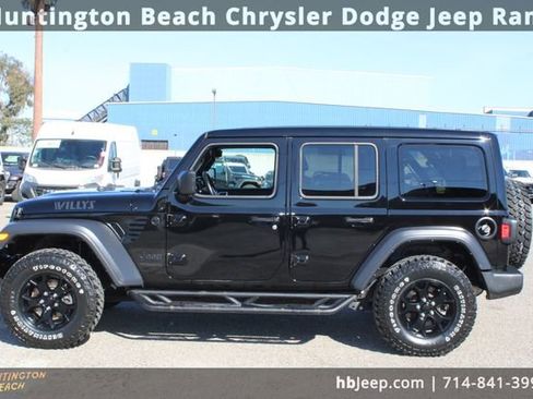 Used 2021 Jeep Wrangler Unlimited Willys image 7