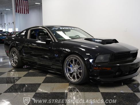 Used 2005 Ford Mustang GT RWD image 17