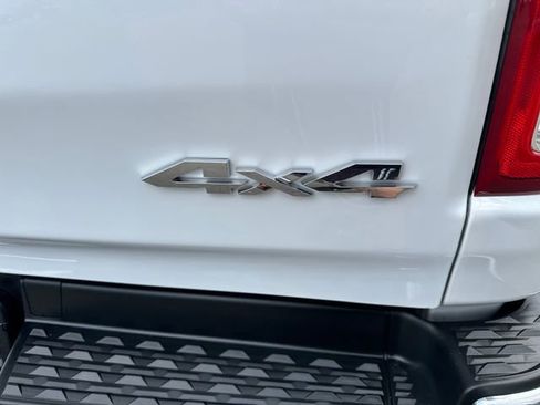 Used 2023 RAM 1500 Big Horn AWD/4WD image 25