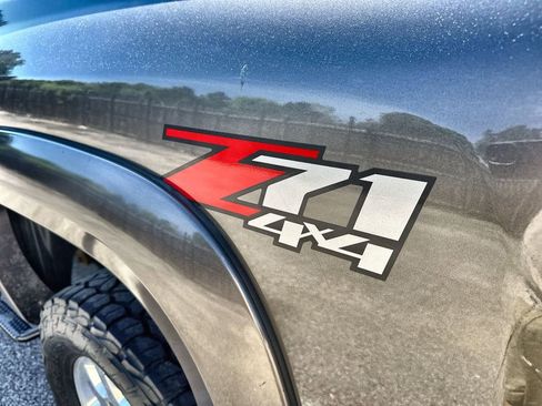 Used 2012 Chevrolet Silverado 2500 LT w/ Interior Plus Package image 4