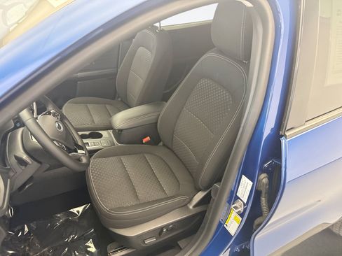 Used 2023 Ford Escape Active AWD/4WD image 11