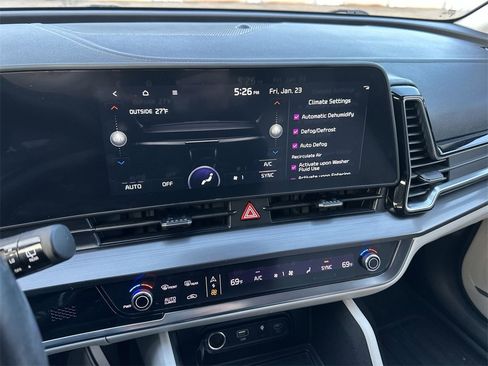 Used 2023 Kia Sportage EX image 19