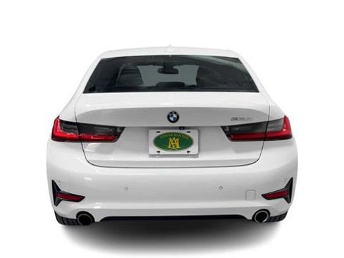 Used 2019 BMW 330i Sedan w/ Premium Package RWD image 3