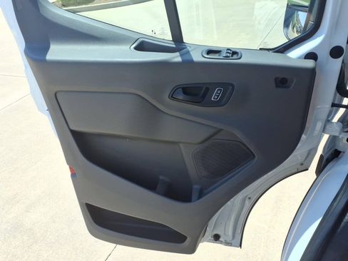 Used 2025 Ford Transit 250 Low Roof w/ Exterior Upgrade Package RWD image 13