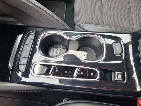 Used 2023 Buick Envision Preferred AWD/4WD image 27