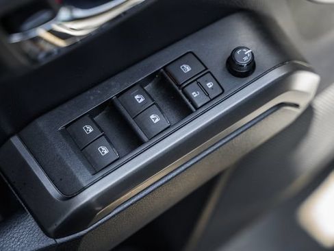 Used 2021 Toyota Tacoma TRD Off-Road AWD/4WD image 47