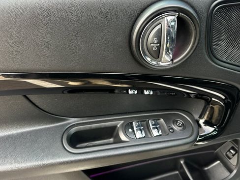 Used 2022 MINI Cooper Countryman image 11