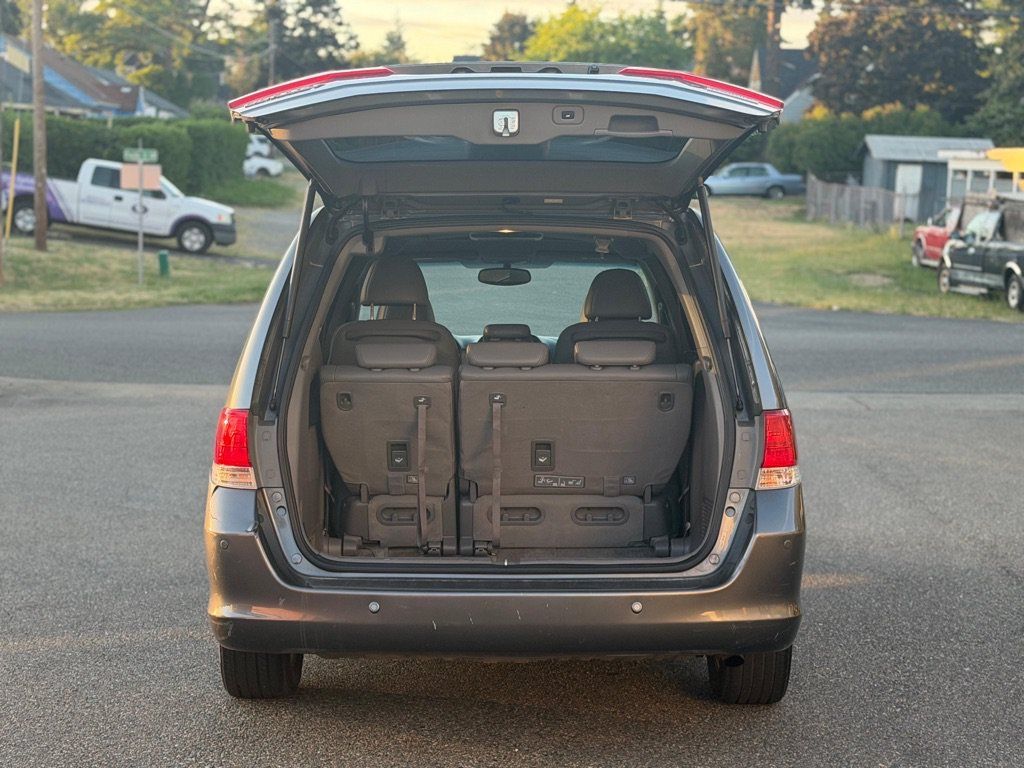Used 2010 Honda Odyssey Touring image 5