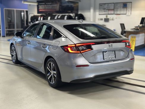 Used 2024 Honda Civic LX image 8