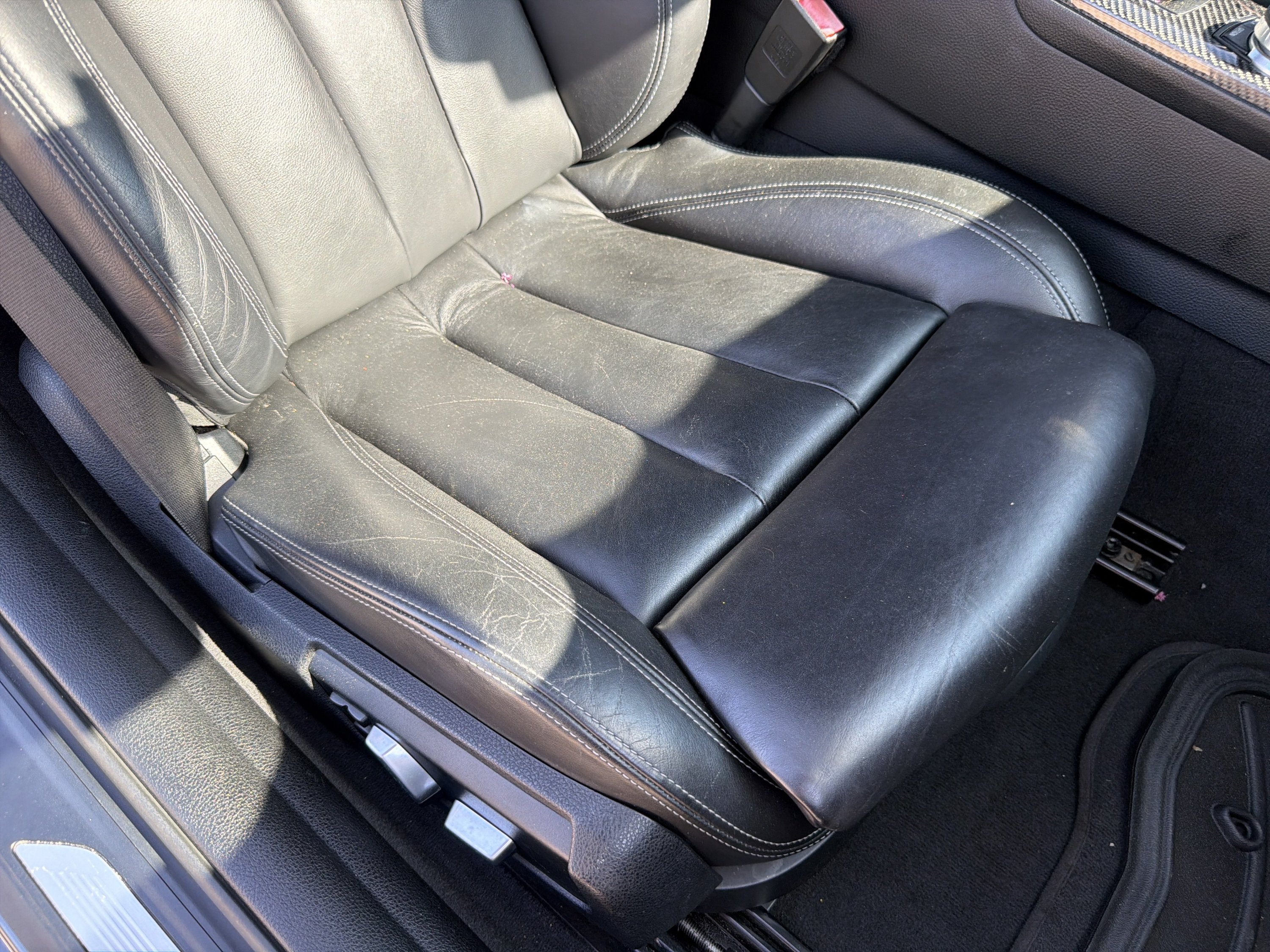 Used 2018 BMW M4 Convertible RWD image 33